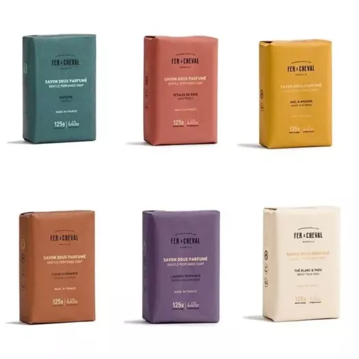 Image représentant le produit savon solide parfumé de Fer à Cheval dans différents parfums