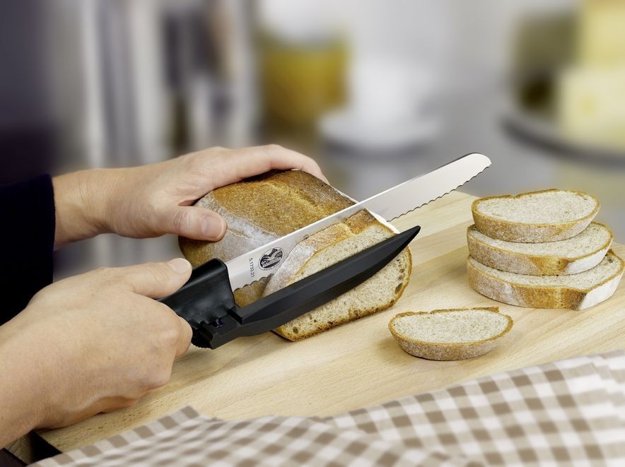 Couper toutes vos tranches de pain à la même épaisseur, quel régal !