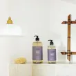 Image de deux bouteilles de savon liquide parfum Lavande Vivifiante mises en scène