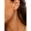 Image représentant les boucles d'oreilles Dynasty Sienna de MYA-BAY mises en scène sur une oreille
